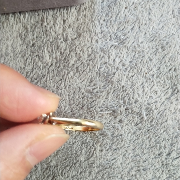 Rings - Picture 4 of 5